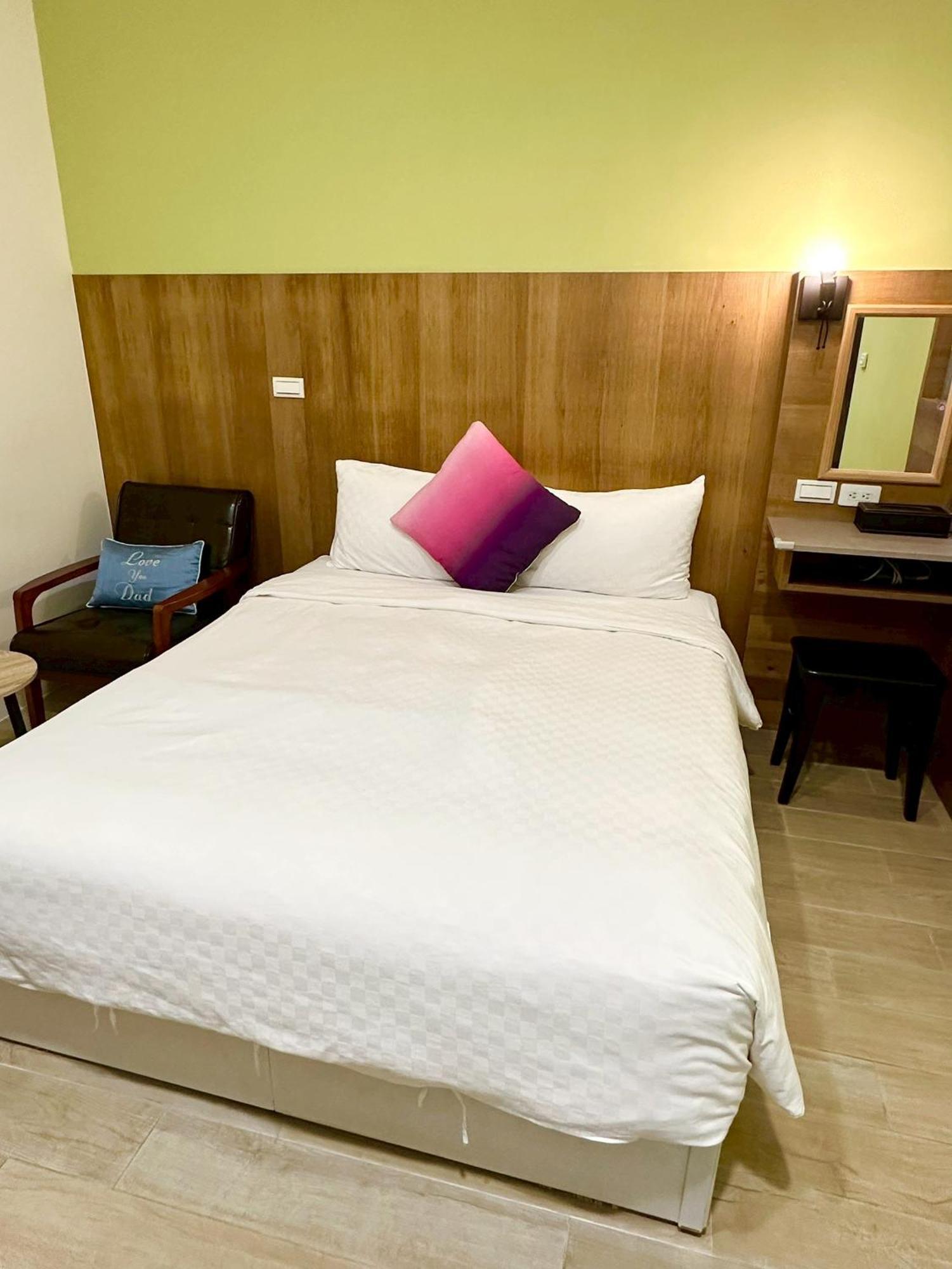 Slowly Inn Hengchun Exterior photo